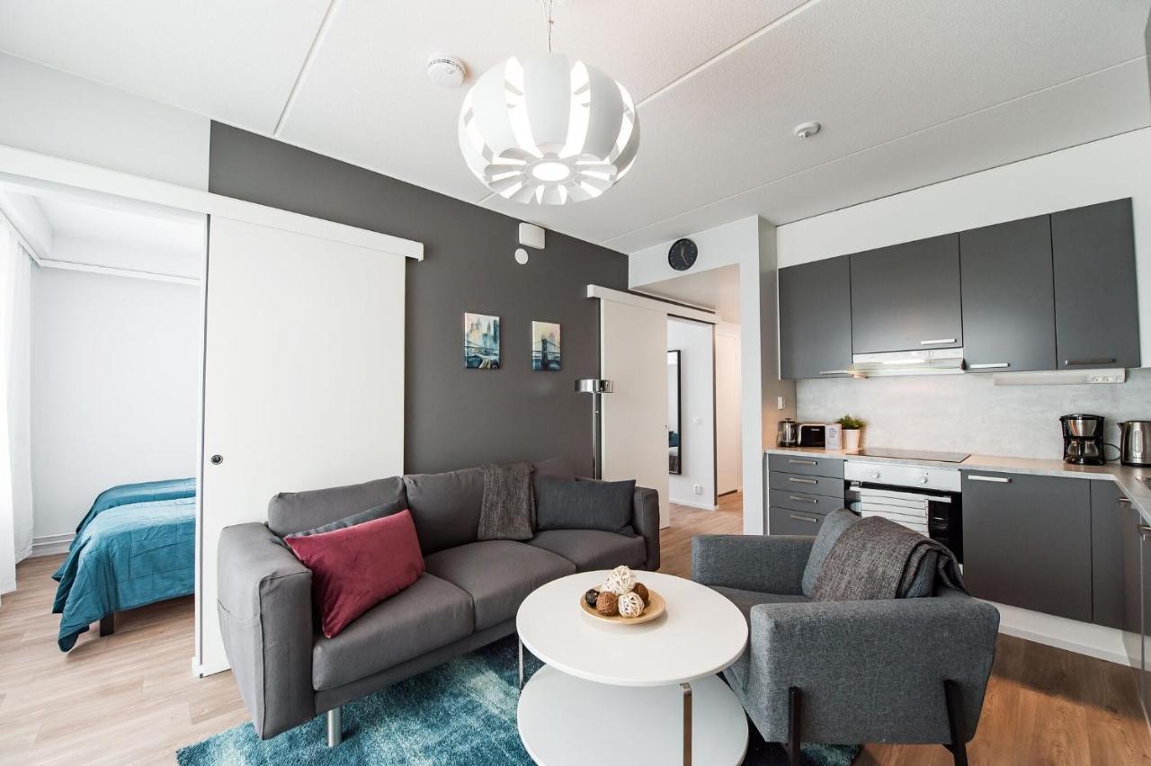 Forenom Serviced Apartments Vantaa Neilikkatie Exteriör bild