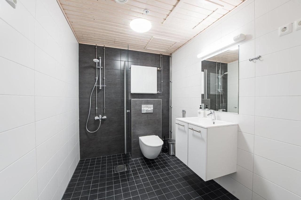 Forenom Serviced Apartments Vantaa Neilikkatie Exteriör bild