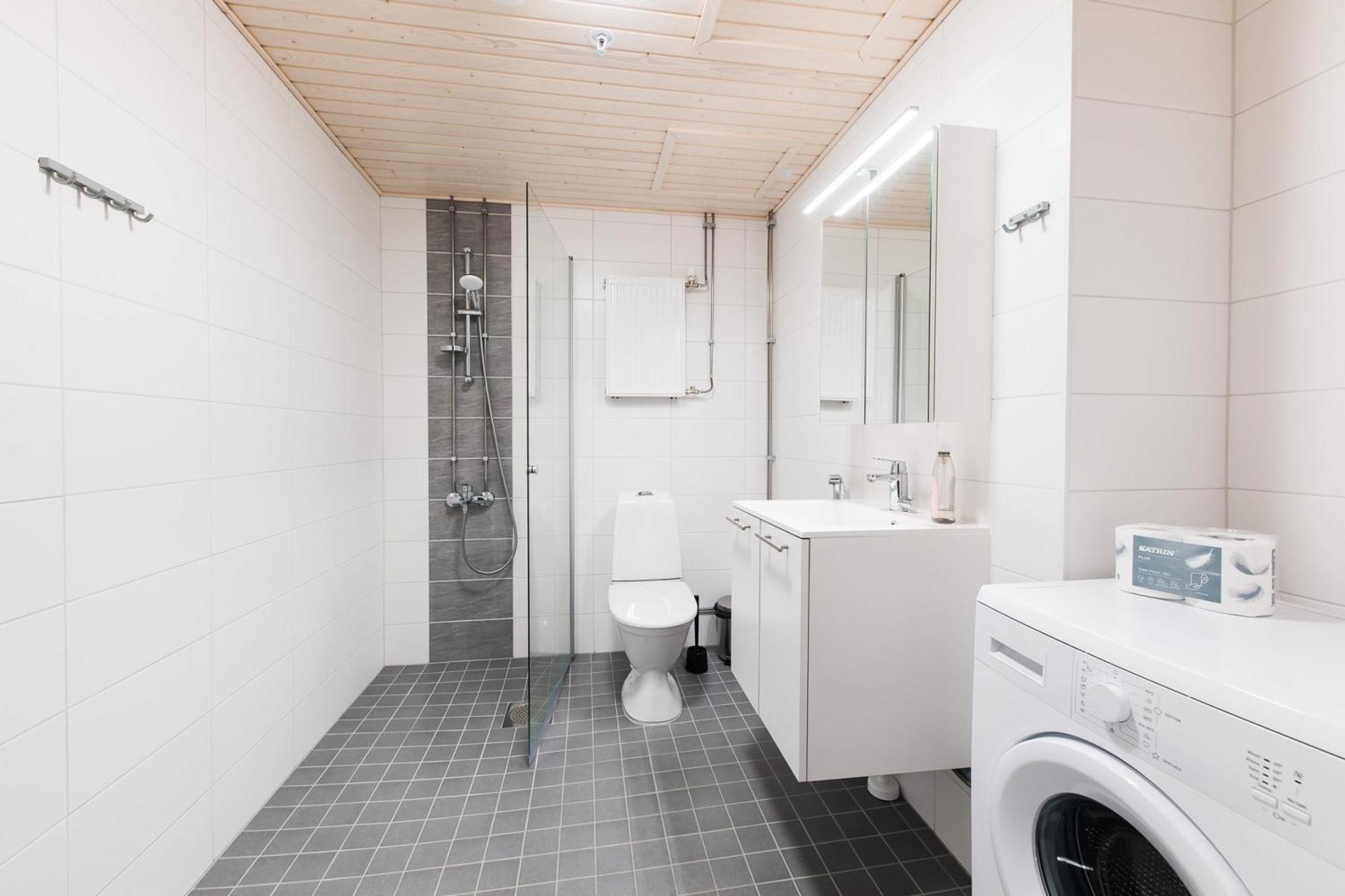 Forenom Serviced Apartments Vantaa Neilikkatie Exteriör bild